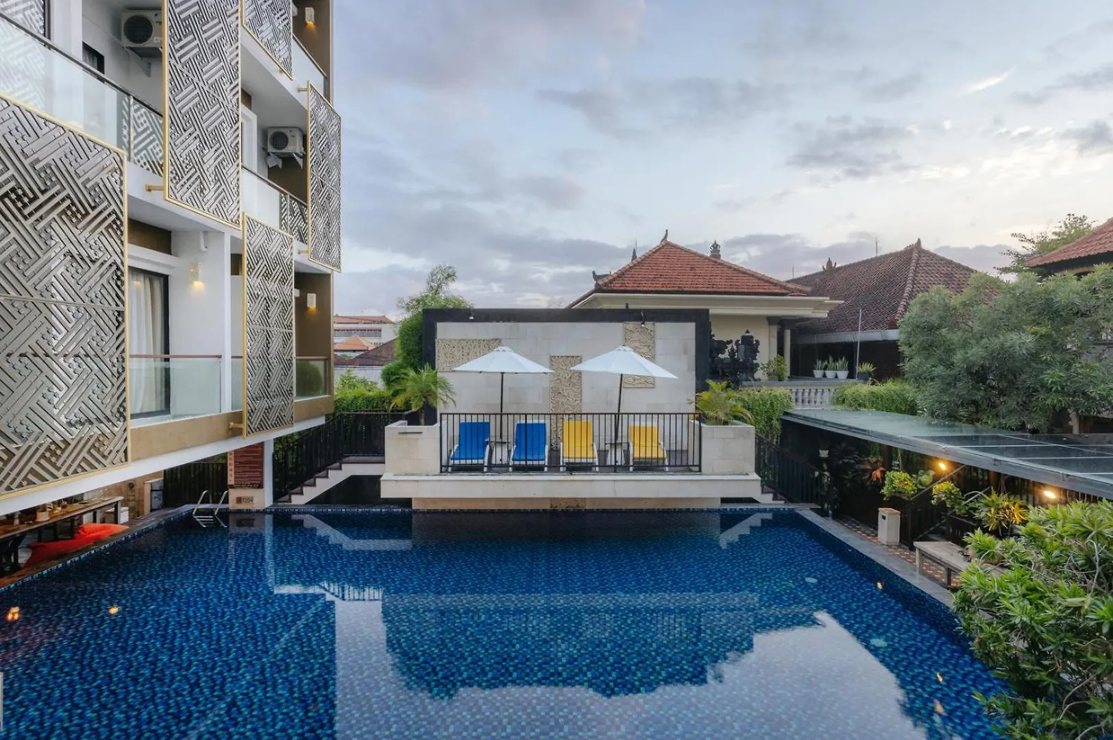 Horison Ultima Seminyak Bali - Chse Certified Hotell Indonesien