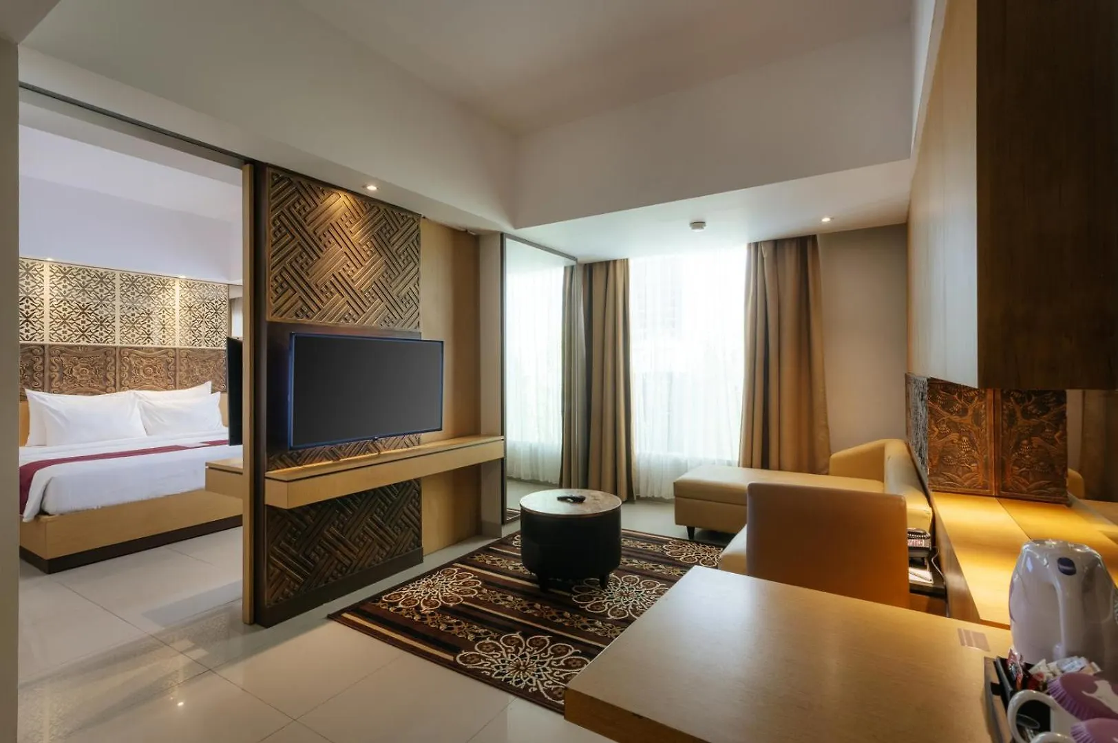 Horison Ultima Seminyak Bali - Chse Certified Hotell